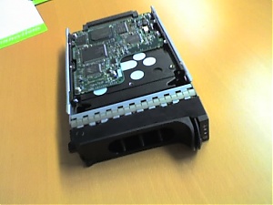 [TKG] Dell drive tray voor PowerEdge 1550 (P/N 1F912)-02-03-07_1750-jpg