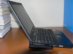 [TK] HP NC4200 12" Laptop verkeerd in prima staat!-p1060244-jpg