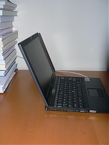 [TK] HP NC4200 12" Laptop verkeerd in prima staat!-p1060246-jpg