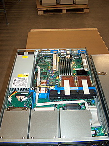 [TK] Fujitsu HPC-SR1300 Dual Xeon-fujitsu-002-jpg