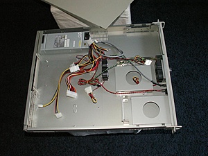 1U server, AMD64 3200+, 1,5gb DDR2, 160GB SATA2-pict0001_nieuw-jpg