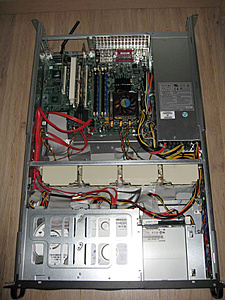 TKA: Supermicro P4 (backup)server-server-001-jpg