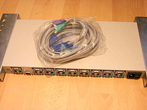 compaq KVM 8 poorts met OSD-compaqkvm1-jpg