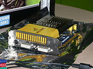 [TK] Gloednieuwe Asus EN8600 GT Silent 256MB videokaart-p1000128-jpg