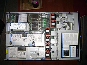 [TK] Heavy Duty IBM eServer xSeries 346-serverbox_top-jpg