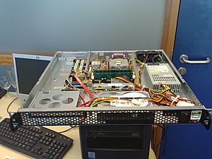 TK -> 1U rackserver - AMD Sempron 3400+-24072008052-jpg