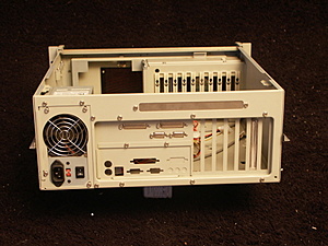 [GEZOCHT] Goedkope rackmount van 3u of 4u-pict1264-jpg