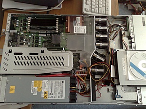 [TK] HP Proliant - 2 x QuadCore E5345, 8Gb RAM-31082007120-jpg