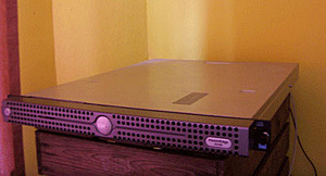 TK: DELL R200, XEON quadcore, 8 GB, 2x160GB hdd-b-server1-jpg