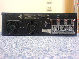 TK: 8 x schijfarray/storage dozen: TopRAID Model: P12U3D-dsc01062-jpg