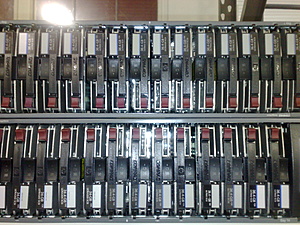[tk] 2x schijf cabinet 14 bays-04102008505-jpg