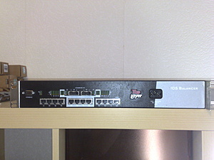 [TK] Laptop, koelers, stroomkabels en IDS balancer-03072008077-jpg