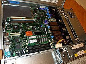 DELL PowerEdge Servers-binnenkant-jpg