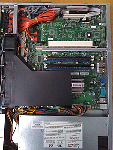 Te koop: SuperMicro 1U SuperServer 5015M-mT+ Core 2 Duo (2Tb HD, HW RAID control)-img_0103a820f-jpg