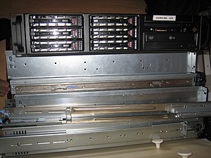 TK: 5 Servers (Xeon, Core 2 Duo, P4)-img_5864-jpg
