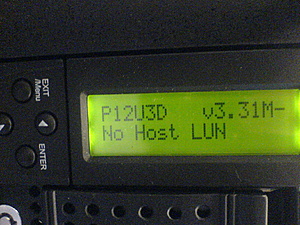 TK: 14 x schijfarray/storage dozen: TopRAID Model: P12U3D-dsc01056-jpg