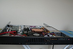 [TK] SuperMicro 1U 64 bit Intel server-tn_dsc03191-jpg