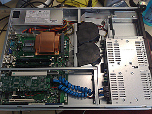TK 1U supermicro server-sm2_2-jpg