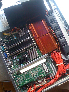 [TK] Dual DC Xeon met Areca en 4 disks-img_0530-jpg