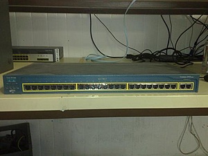 opruiming 6 Cisco switches-ws-c2950t-24_1-jpg