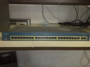 opruiming 6 Cisco switches-ws-c2950t-24_2-jpg