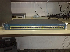 opruiming 6 Cisco switches-ws-c2950t-24_4-jpg