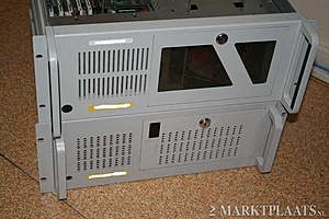 Opruiming: 4U servers, 3Com 3300 switches, NIC's en overige-149945-jpg