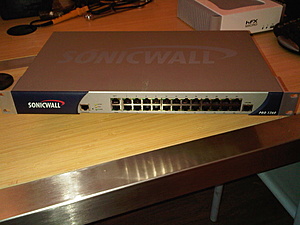 Aangeboden Sonicwall Pro 1260-img00067-20090929-1649-jpg