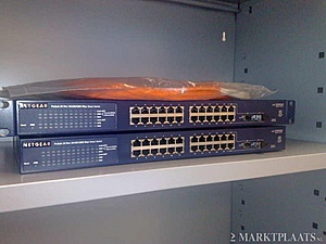TK: 2x Netgear 24prts Gigabit + Glasvezel-5pznisdq-jpg
