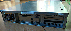 2U Dual Xeon Server-achterkant-jpg