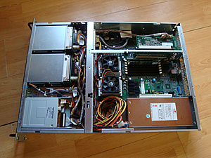 2U Dual Xeon Server-binnenkant-jpg