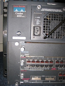 TK: 2x Cisco Catalyst 4003 + 1x Cisco 836-cat4003-2-psu_1-jpg