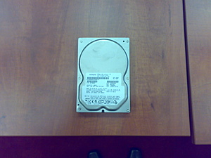 Opruiming-hitachi80gb-jpg