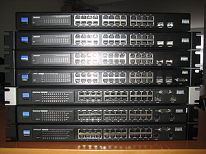 [TK] 7x Linksys / 5x Netgear switches (10Gbit &amp; 1Gbit)-img_1360-jpg