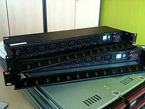 2 x APC Masterswitch AP7920-photo-jpg