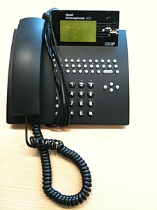 Opruiming! Diversen o.a.: Servers, Telefoons, Modems, Routers, etc.-img_0047-jpg