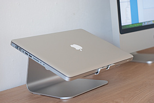 [TK] MacBook Pro (15-inch, 2.53GHz, Mid 2009)-dsc_0017-jpg