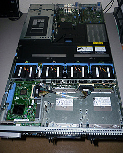 [TK] Dell Poweredge 1950-p1000527-jpg