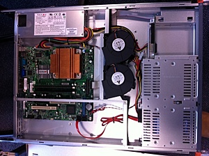 SuperMicro SC S216 1U - DC E6320 - 4GB - 250GB-photo-1-jpg