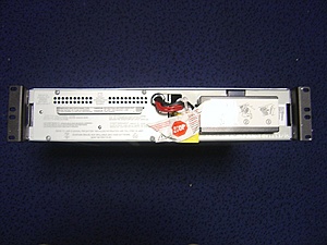 [TK]2u Smart UPS 1500-unitvoorkant-jpg