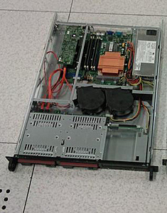 [TK] supermicro xeon 3210-server-jpg