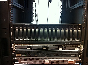 TK: IBM EXP810 4Gbps Storage (7x300Gb 15K)-img_2371-jpg