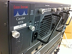[TKA] Cisco Catalyst 4006 Switch-1-jpg