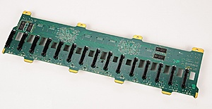 [TKA] Supermicro Quad Core ZFS server-sc933-backplane-jpg