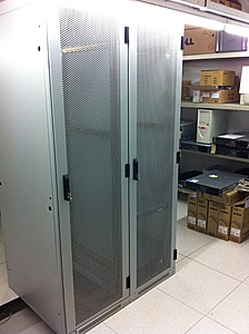 2x Minkels 44U 19INCH Colocatie racks te koop-3-jpg