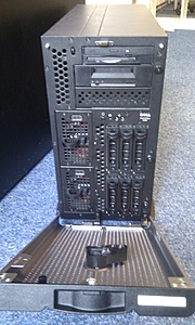 [TK] 2x Dell PowerEdge 2600, scsi, raid, 7gb Mem, 73gb hdd, gbit-imag0485-jpg