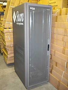 TK Serverkast Sun Microsystems 38 HE-dscn0374-jpg