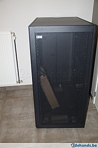 IBM 24 Unit Server  Rack ( halfhoog)-103509374_3-ibm-24-unit-server-rack-jpg