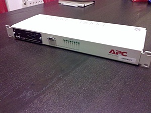 [TKA] KVM's, extenders, ps/2 pods en apc's-ap9212thb-jpg