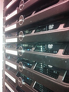 Plaats een foto van je rack/servers/datacenter-img_1275-jpg